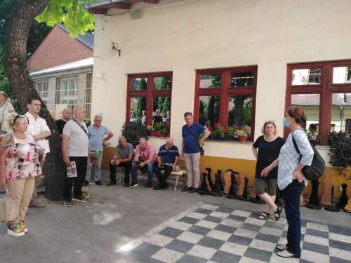 IMG-43594a04b443ce12a2b25f86e1f0a924-V