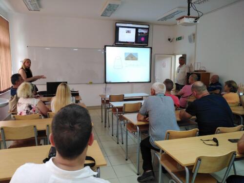 IMG-78a7aa331ede01b177b17e3cc44c8280-V